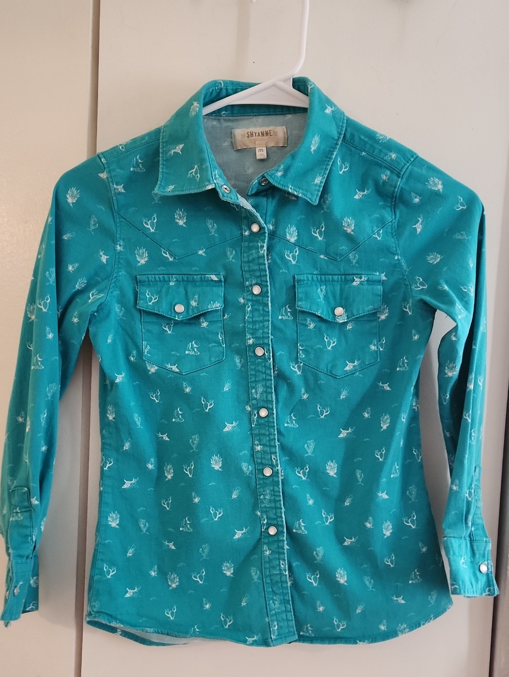 Shyanne Girls Turquoise RODEO Shirt Sz M